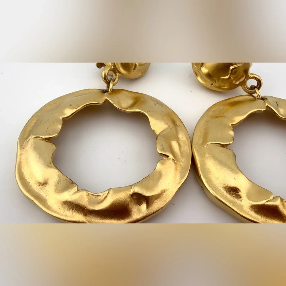 Archive Selection: Verified Anne Klein Runway Hammered 